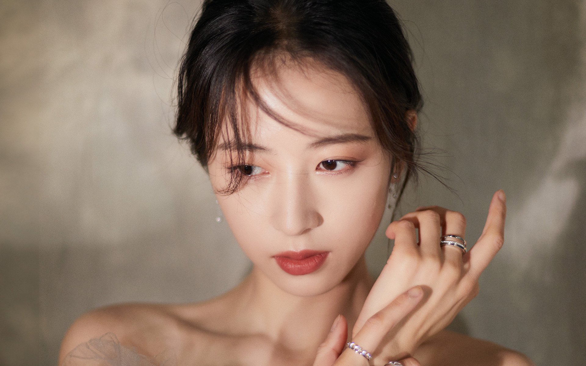 绝境重生!曼联惊天逆转威尔士,阿拉巴抢七战神附体,竞技体育的剧本永远比虚构更燃